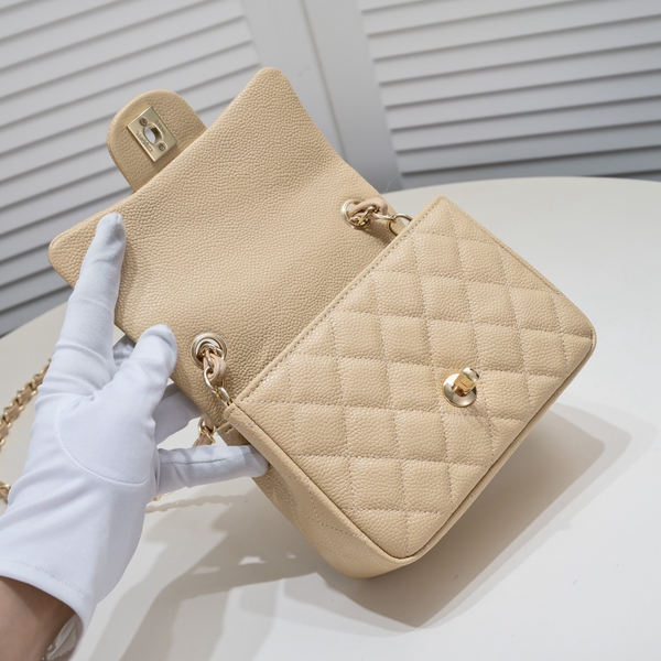 シャネルバッグ素材ディテール